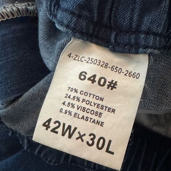 Men's Casual Blue Jeans - Picture 6 of 7